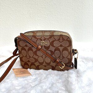 Coach Camera Bag 91677 in Khaki/Saddle Signature Canvas - Crossbody in EUC